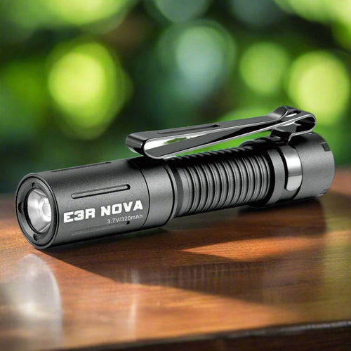 E3R Nova - 820 Lumen Rechargeable Flashlight